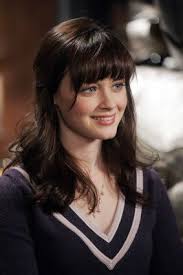 Rory gilmore was my teen idol. Rory Gilmore Great Hair Color Rory Gilmore Hair Zooey Deschanel Hair Rory Gilmore Style