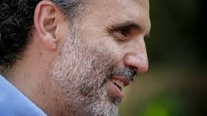 Pablo Walker sj: «Estamos hediondos a libros, pero es increíble como se  activa la voluntad cuando uno es testigo de primera mano»