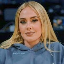 Anna Dixon's Instagram, Twitter & Facebook