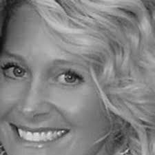 Lora Snell (@SnellLora)