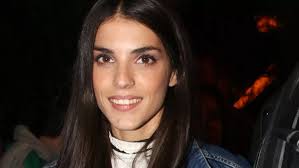 Η εκκεντρική πρώην παίκτρια του survivor, υποδέχτηκε τον αύγουστο, με μία άκρως τολμηρή φωτογράφηση, που προκάλεσε ποικίλες αντιδράσεις. Anna Maria Bellh Des To Dwro Poy Ths Ekane O Syntrofos Celebrities Eidhseis