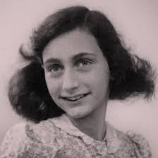 Connie Locascio's Instagram, Twitter & Facebook