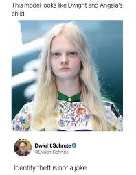 In the second room, people are standing in dirt up to their noses. 26 Funny Pictures From This Week That Will Make You Laugh Your Freaking Head Off Justviral Net Office Jokes Office Memes Office Humor
