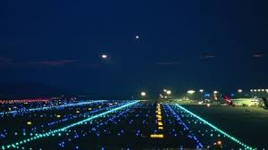 Airport Lights Runway City Hd Wallpaper 2607 Airplane Photography Night City Airplane Landing