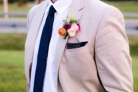 Before you buy a bouquet﻿, check out these flower meanings for popular blooms like roses, tulips, lilies, and peonies, to make sure you send the right message. Cats And Horses And Cake Oh My Garden Rose