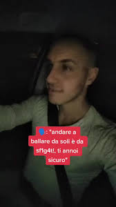 Andare in Discoteca Da Soli