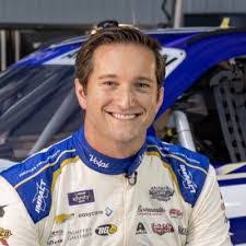 Chris Cockrum's Instagram, Twitter & Facebook