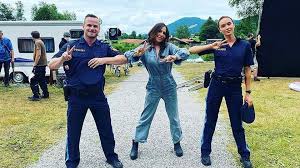 The four last songs (german: In Uniform Gntm Jacky Versucht Sich Als Schauspielerin Promiflash De