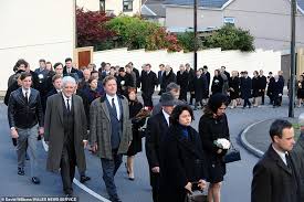 Prince philip was instrumental in designing his own funeral service which has been in the planning for more than 25 years. The Crown Got S Tobias Menzies Transforms Into Prince Philip Daily Mail Online