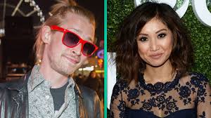 Macaulay culkin was fighting major trust issues before meeting brenda song. Macaulay Culkin Treats Girlfriend Brenda Song To Paris Shopping Spree Entertainment Tonight
