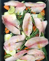 Tilapia Assada Mae To Com Fome