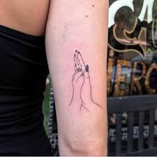 Small If You Can Dream It You Can Do It Tattoo Blu Lidia Hiromi On Instagram When You Need A Hand It Comes To Life And Gives You A Paw In 2020 Tattoos Hand Tattoos Small Dog Tattoos