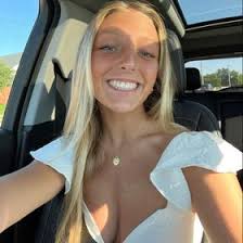 Logan Mapes (loganmariemapes)