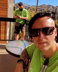 Elijah Benjamin Winter (@elijahwinter) • Instagram photos and videos