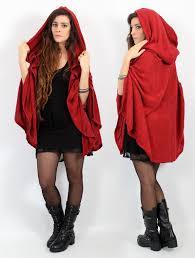 05 45 37 75 22 city sport prima : Cape A Capuche Danae Rouge