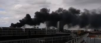 16 avril 2021 à 7:40 am. Un Enorme Incendie A Ravage Hier Soir Un Entrepot De Textile Situe A Aubervilliers Les Habitants Des Maisons Voisines Ont Ete Evacuees Video Jean Marc Morandini