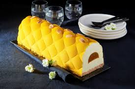 Buche Croustillante Vanille Insert Passion Noel Cyrilrouquet Com Recette Dessert Noel Buche De Noel Recette Facile Recettes De Patisserie