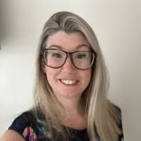 20+ "Julia Mclaren" profiles