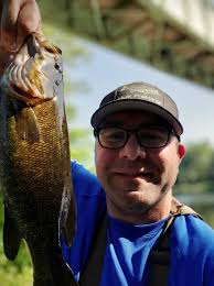 catching bluegill with circle hook