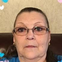 Pamela Shrader's Instagram, Twitter & Facebook