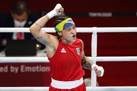 Ana marcela cunha é ouro na maratona aquática; Www Rbsdirect Com Br Filestore 8 4 2 7 4 6 6581