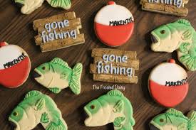 40th Birthday Cookie Cake Ideas Bass Cookies Basscookies Fishingparty Birthdayparty Fishing Thefrosteddaisy Fish Cake Birthday Fish Cookies Birthday Sheet Cakes