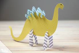 Ich bin verrückt entzückt und habe schon die vorlagen ausgedruckt. Dinosaurier Basteln Aus Papier Pappe Anleitung Fur Kinder Talu De