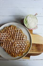 Gaufres A La Biere Vegan Marche Aussi Pour Des Pancakes Rose Citron Recette De Gauffre Gaufres Recette Gaufre