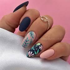 Con el objetivo de un aspecto elegante? Mas De 30 Lindas Y Coloridas Ideas De Diseno De Unas De Verano Brillantes Para 2021 Tatuajesweb Info
