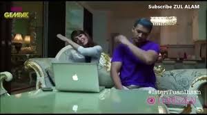 Tuan ihsan iskandar kerana keliru antara cinta dan teman, dia pergi jauh membawa hati yang kecewa dan membina kehidupan di kota london. Ihsan Dan Seroja Menari Isteri Tuan Ihsan Best Scene Episod 15 Dailymotion Video