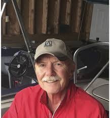 Sharon Poelstra's Instagram, Twitter & Facebook