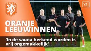 See more of oranjeleeuwinnen on facebook. Oranje Leeuwinnen In De Sauna Herkend Worden Is Vrij Ongemakkelijk