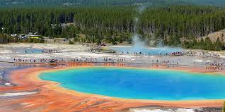 It is the first and oldest national park in the world and covers 3,468 square miles (8,983 square kilometers), mostly in the northwest corner of wyoming. West Yellowstone Hotels Near Yellowstone National Park Holiday Inn West Yellowstone