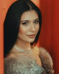 Photos by Nayab Khan (@thereelnayabkhan) · November 15, 2024