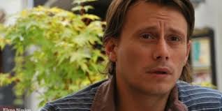 Don Papillon: bucati de lemn slefuite, uleiate si gravate. Nu aruncate