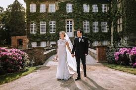 Die ruhrgelder the house of bourbon [hist. Eine Sonnige Maihochzeit Im Jagdstil Im Wasserschloss Haus Ruhr