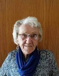 Peggy Goetsch's Instagram, Twitter & Facebook