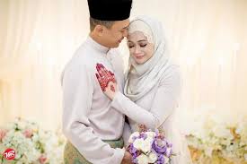 Perko$a teman istri yang cantik saat mabuk. Myartis Com Myartis My Artis Suami Pesan Doakan Yang Baik Baik Faye Kusairi