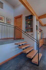 Sekarang perkembangan gaya desain hunian membuat bentuk dan model tangga, balkon dan teras menjadi ikut beragam. 30 Railing Tangga Minimalis Kaca Stainless Kayu Besi