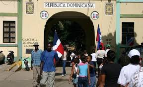 Oct 12, 2016 · haití y república dominicana comparten el territorio de la isla la española, ambos están sometidos al riesgo de terremotos y huracanes, sin embargo el impacto de los desastres ha sido muy. Haiti Niega Obstaculizar Gestion De Sus Ciudadanos Para Viajar A Republica Dominicana Economia