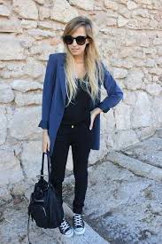 Black And Navy Blue Outfits Black Converse Black Top And Jeans Blue Converse Outfit Blue Top Outfit