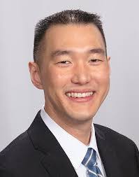 Daniel Flis's Instagram, Twitter & Facebook