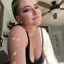 Kyle Redd's Instagram, Twitter & Facebook