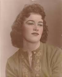 Susan Mckown's Instagram, Twitter & Facebook