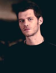 Layla Hogan (laylahogan85)