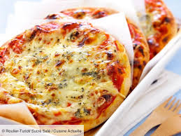 Pizza Aux 4 Fromages Recettes Recette Recettes De Cuisine Recette Pizza Recette