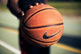 Kawhi anthony leonard is an american professional basketball player. Hands Off Nike Wins Battle Over Claw Logo Against Kawhi Leonard