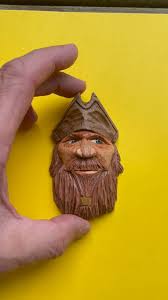 International Talk Like a Pirate Day (September 19) is almost here. Time  for a pirate carving. Thanks to Jonathan Creason and his you tribe video,  carving a pirate. It helped me with the hat.