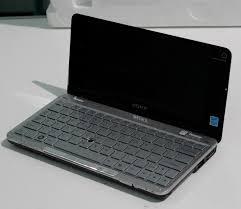 Dari beberapa model laptop dari sony ada. Jual Sony Vaio Vgn P13gh Second Jual Beli Laptop Kamera Bekas Service Sparepart Di Malang