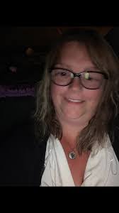 Danielle Fudge's Instagram, Twitter & Facebook